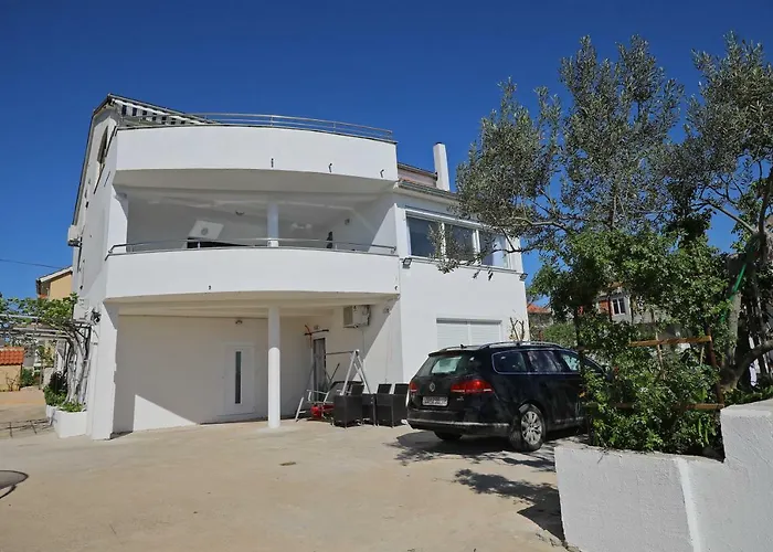 Magic Blue Sky Apartment